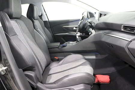 PEUGEOT 5008 II 1.5 BLUEHDI 130 CV ALLURE 7 PLACES